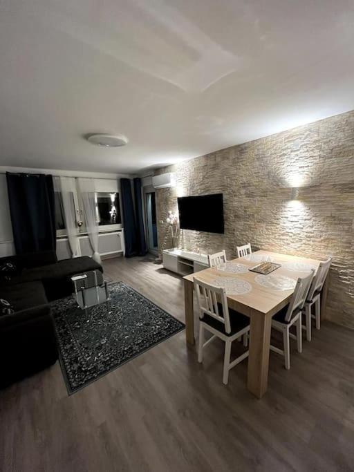 Familienwohnung Naehe Europapark, Messe, Gifiz See اوفنبرغ المظهر الخارجي الصورة